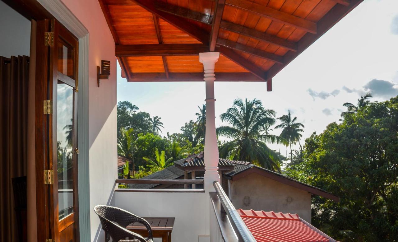 Janu Homestay Tangalle Bagian luar foto