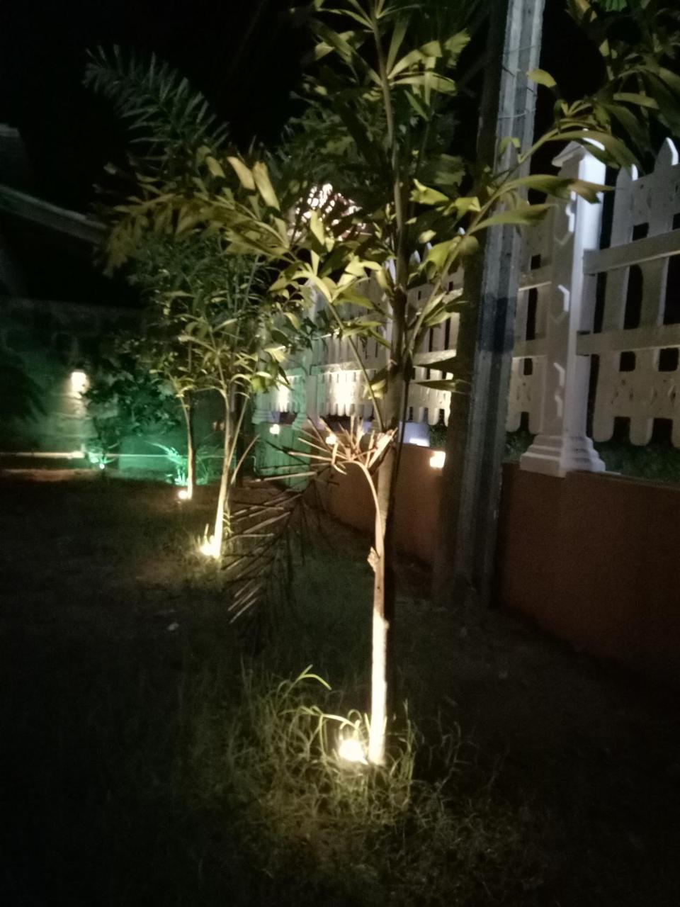 Janu Homestay Tangalle Bagian luar foto